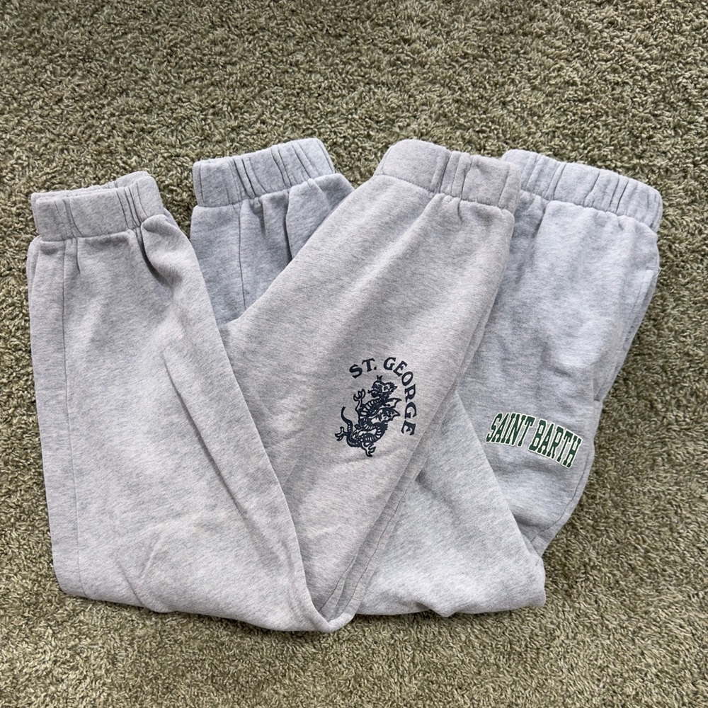 Gray sweatpants bundle
